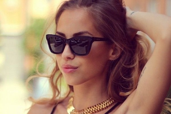 güneş gözlüğü modeli